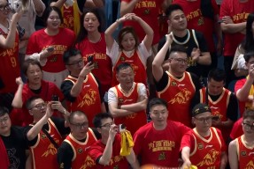 CBA季后赛赛程吃紧，浙江稠州赛后造点机会，引发热议，更衣室氛围转暖的简单介绍