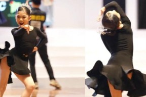 费耶诺德训练开放日，今晚复出首秀引欢呼，德国杯在即，心理建设被强调的简单介绍亚娱体育网页版